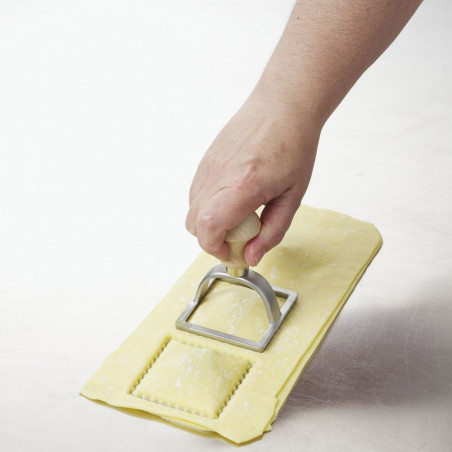 Pedrini 2 in 1 ravioli snijder met houder, rond en bloem